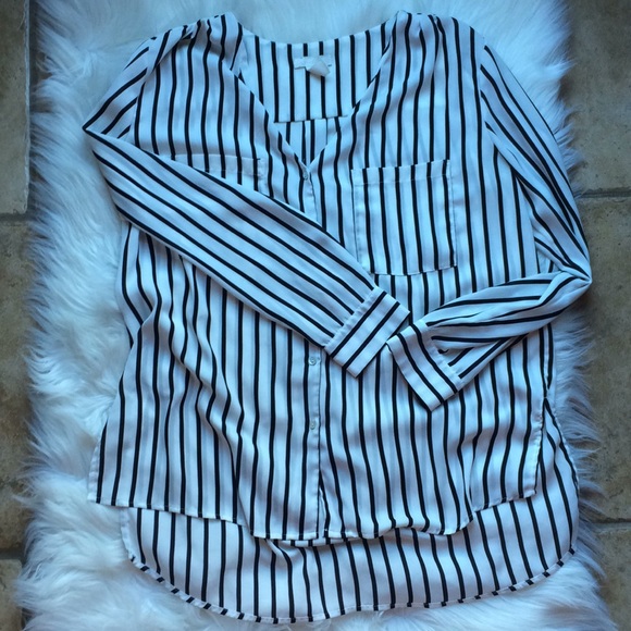 Top - Picture 3 of 4